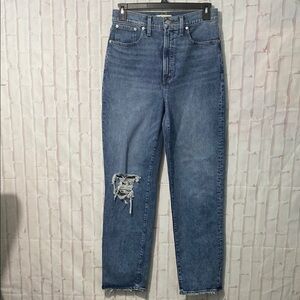 Madewell The Perfect Vintage Distressed Straight Jean size 29T
